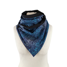 Lade das Bild in den Galerie-Viewer, Loop "Skye" blau mit Knopf