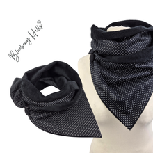 Lade das Bild in den Galerie-Viewer, Winterloop Fleece MINI DOTS Schwarz – warmer Fleeceloop mit weißen Punkten