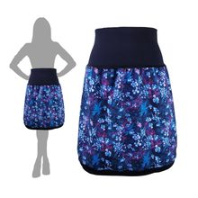 Lade das Bild in den Galerie-Viewer, Rock "Blue Meadow" Jersey knielang blau dunkel Blumen Naturmotiv
