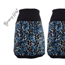 Lade das Bild in den Galerie-Viewer, Rock „Flom“ – Damenrock aus Jersey, blau, klappbarer Bund