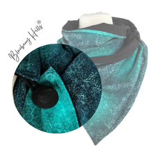 Lade das Bild in den Galerie-Viewer, Loop "Jotun" grün mit Knopf und Farbverlauf