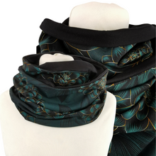 Lade das Bild in den Galerie-Viewer, Loop "Dahlienblüte" aus jadegrünem Jersey