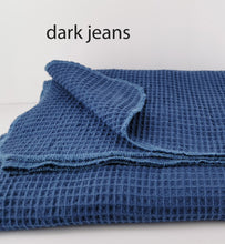 Lade das Bild in den Galerie-Viewer, Sommerdecke XXL Waffelpique 150x200 Tagesdecke Sofadecke 8 Farben