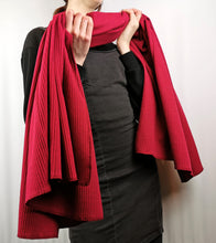 Lade das Bild in den Galerie-Viewer, Tuch XXL bordeaux Waffeljersey Dreieckstuch Mehrzwecktuch