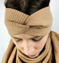 Lade das Bild in den Galerie-Viewer, Haarband mit Knoten Waffeljersey milchkaffeebraun