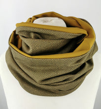 Lade das Bild in den Galerie-Viewer, Loop rund Jersey bronze Fischgrat edel