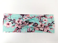 Lade das Bild in den Galerie-Viewer, Haarband "Hanami" Kirschblüten Japan Jersey Knotenlook Knoten pastell hellgrün