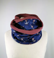 Lade das Bild in den Galerie-Viewer, Loop rund Jersey Anker Rosen Loopschal lila beere