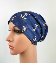 Lade das Bild in den Galerie-Viewer, Beanie Damen Jersey Anker Rosen lila