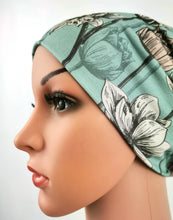 Lade das Bild in den Galerie-Viewer, Beanie Damen Jersey Bambus mintgrün Blumen Pastellfarben