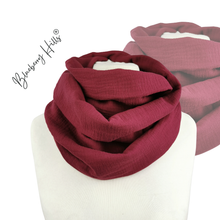 Lade das Bild in den Galerie-Viewer, Loop Musselin uni bordeaux rot einfarbig
