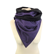Lade das Bild in den Galerie-Viewer, Winterloop Fleece ANKER Lila – warmer Fleeceloop mit maritimem Ankermuster
