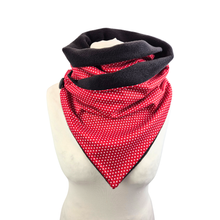 Lade das Bild in den Galerie-Viewer, Winterloop Fleece STERNE Rot – warmer Fleeceloop mit weißen Sternchen
