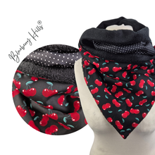 Lade das Bild in den Galerie-Viewer, Winterloop Fleece KIRSCHEN &amp; MINI DOTS – warmer Fleeceloop mit zwei Designs
